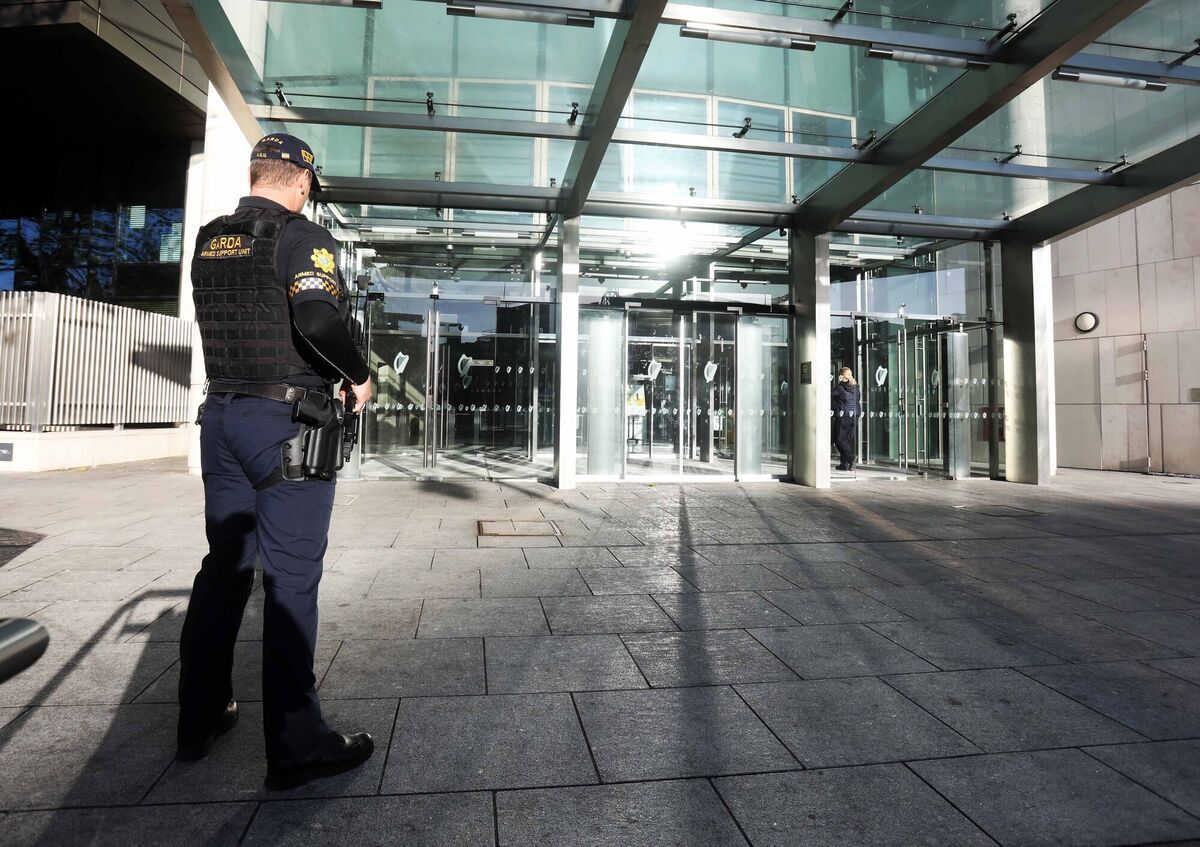 Armed gardai outside the Criminal Courts of Justice today during the Gerry Hutch trial. Photo: Leah Farrell/RollingNews.ie Armed gardai outside the Criminal Courts of Justice today during the Gerry Hutch trial. Photo: Leah Farrell/RollingNews.ie