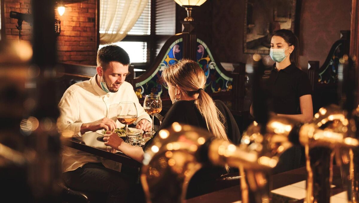 The new data from Bord Bia suggests a welcome bounce back for the 'out of home' sector such as restaurants, with many of those bookings coming earlier in the week. Stock picture The new data from Bord Bia suggests a welcome bounce back for the 'out of home' sector such as restaurants, with many of those bookings coming earlier in the week. Stock picture