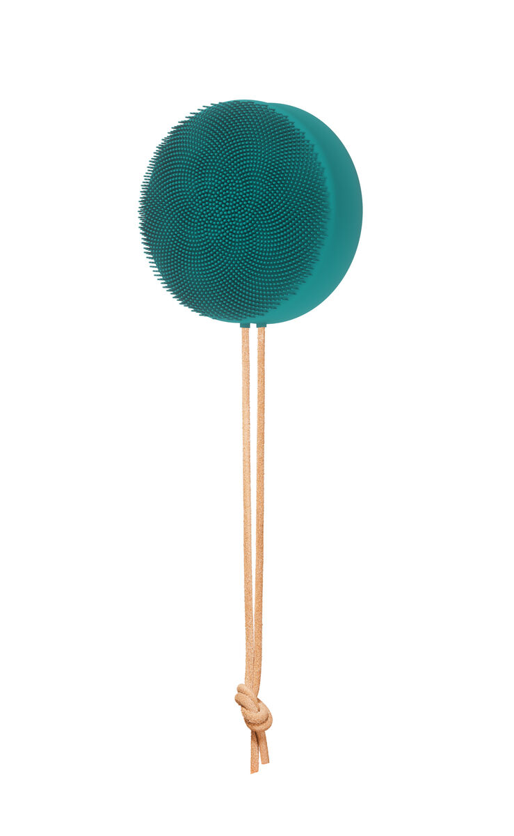 FOREO LUNA 4 BODY T-Sonic Massaging Body Brush FOREO LUNA 4 BODY T-Sonic Massaging Body Brush