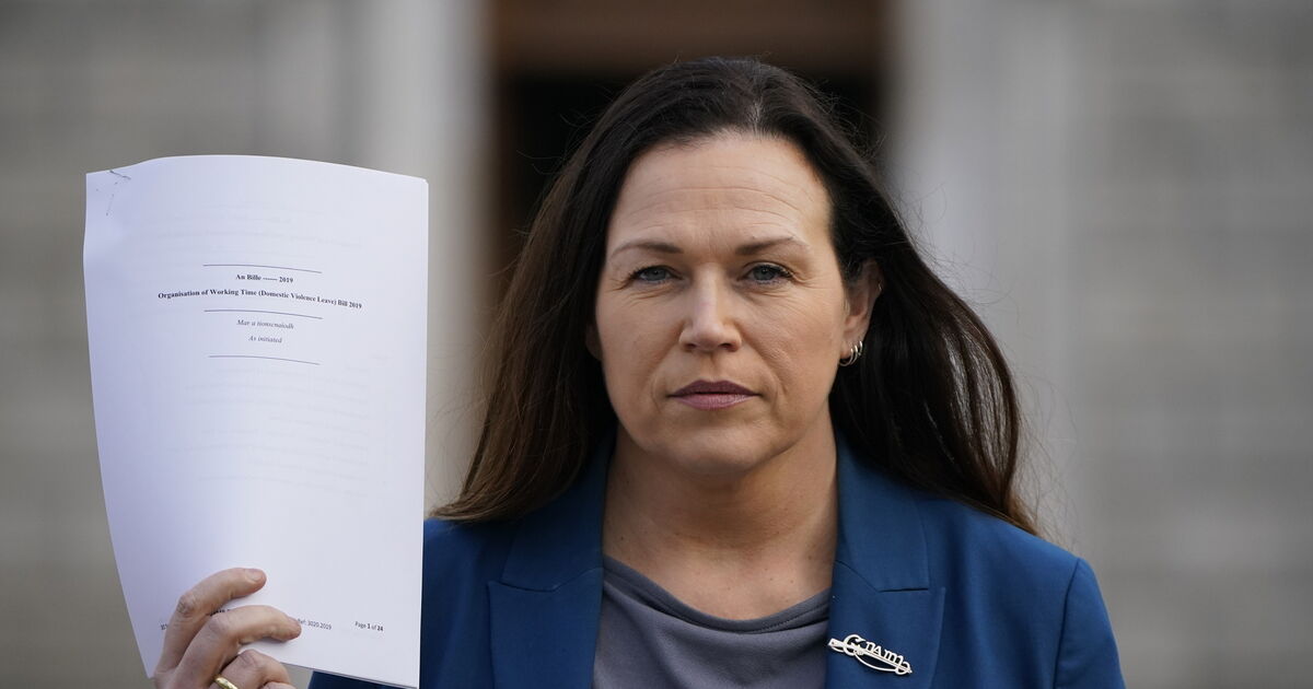 Government criticised for pushing ahead with five days’ domestic