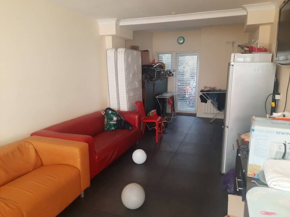 Living room at Oscars