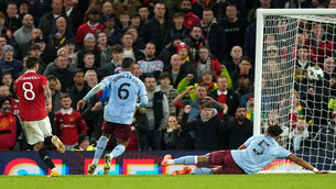 <p>KNOCKOUT BLOW: Bruno Fernandes scores Manchester United's third goal against Aston Villa. 	Picture: Martin Rickett/PA </p>