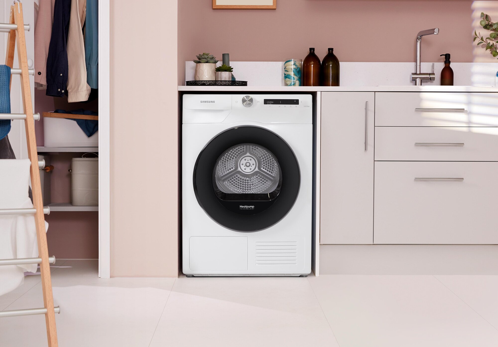 Samsung Heat Pump dryers with QuickDry, offer 35-minute cycles for up to 1kg of washing and WrinklePrevent. 