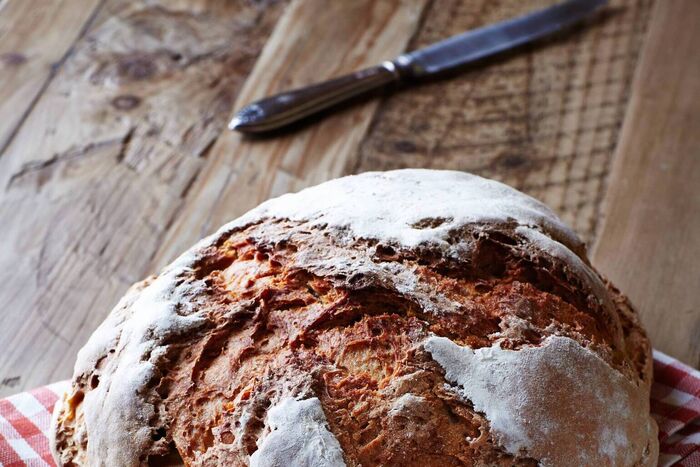 Treacle Soda Bread