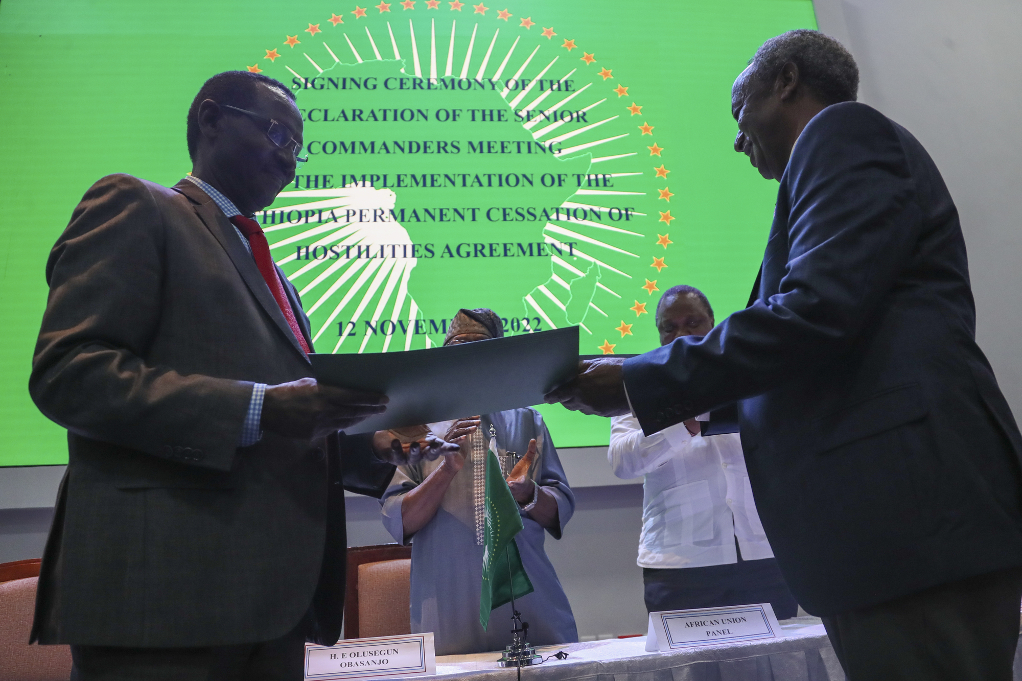 Ethiopian and Tigray commanders reach deal on humanitarian access