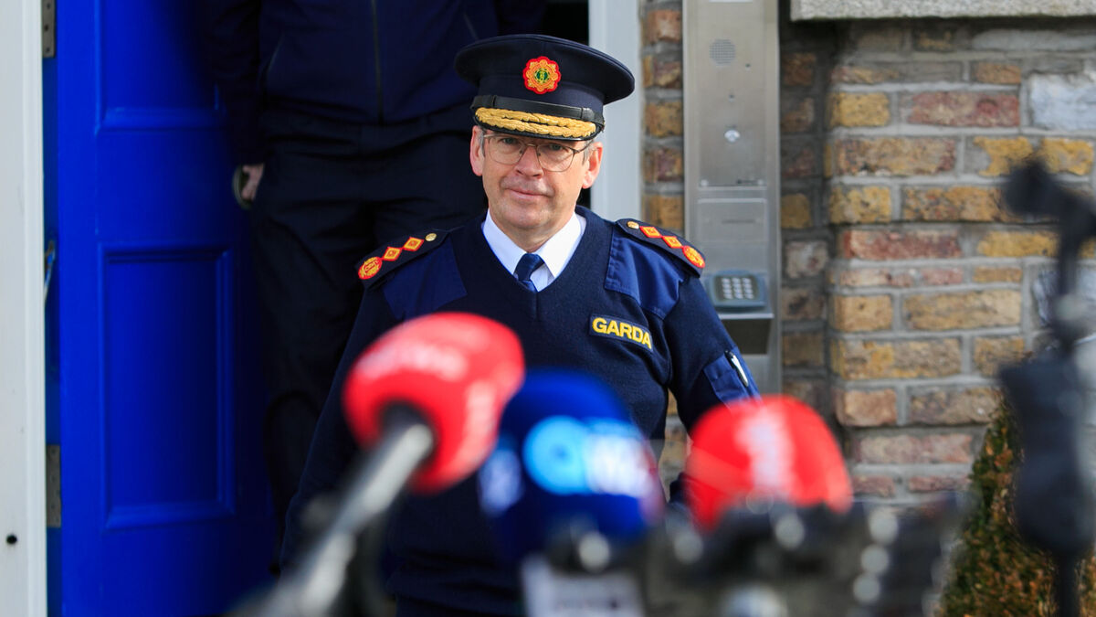 Mick Clifford: Is it still a case of jobs for the boys – and girls – in An Garda Síochána? - Vimarsana News