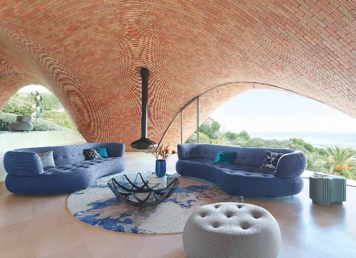 The Lily Brush rug, by Roche Bobois. 