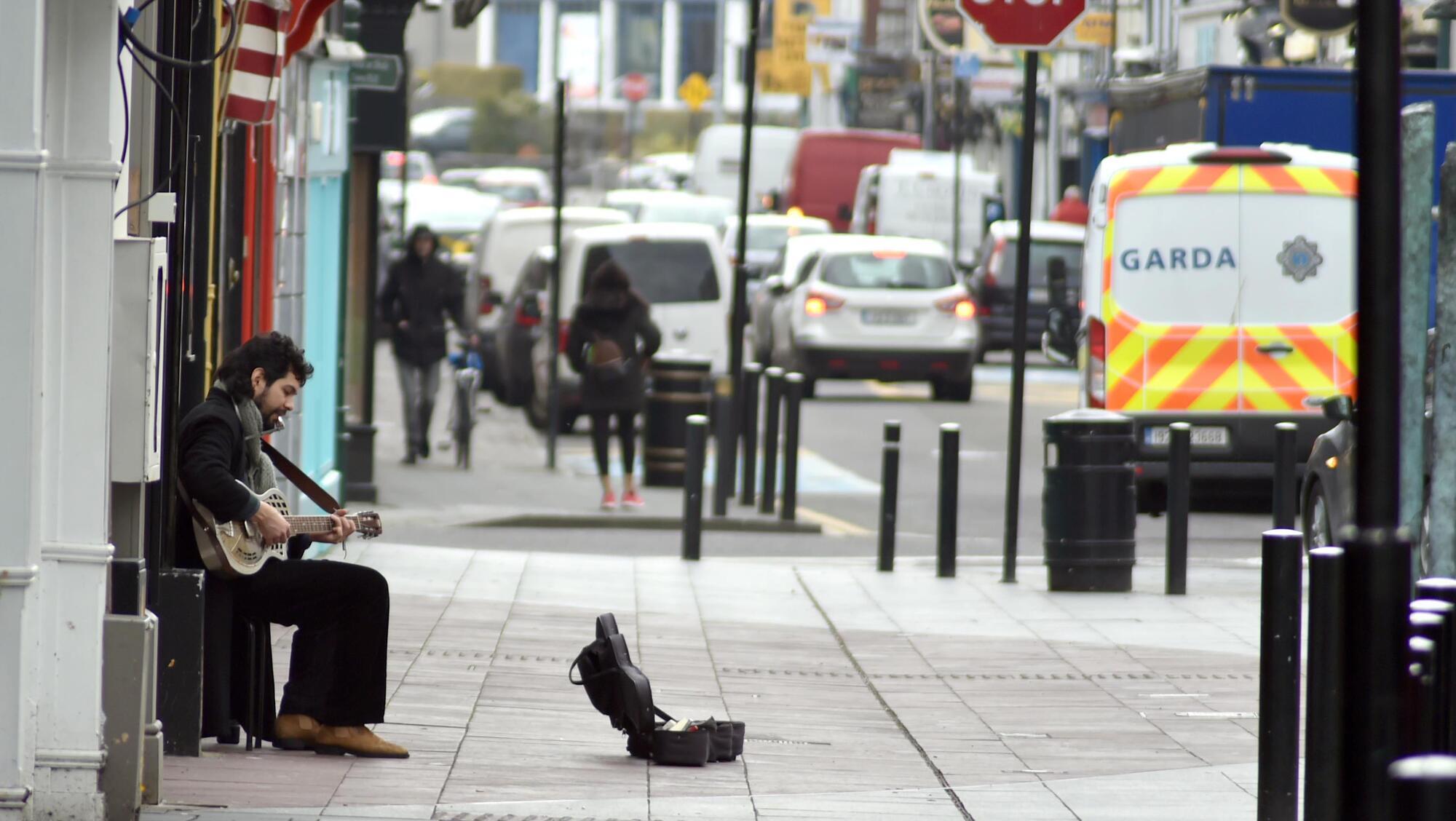 Killarney buskers to be banned from swearing and repeating same song