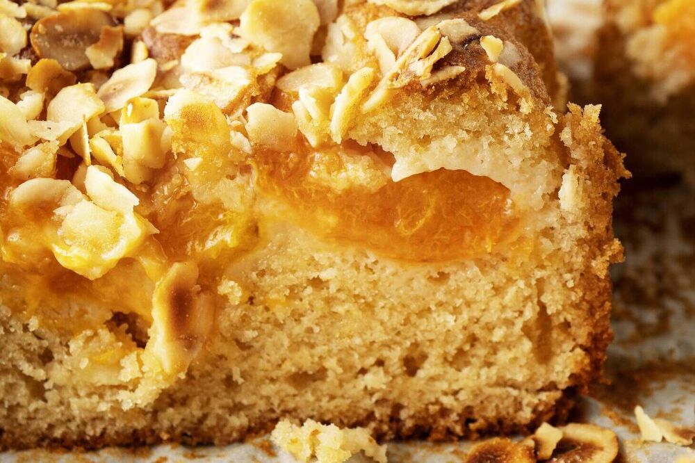 Apricot and almond bake