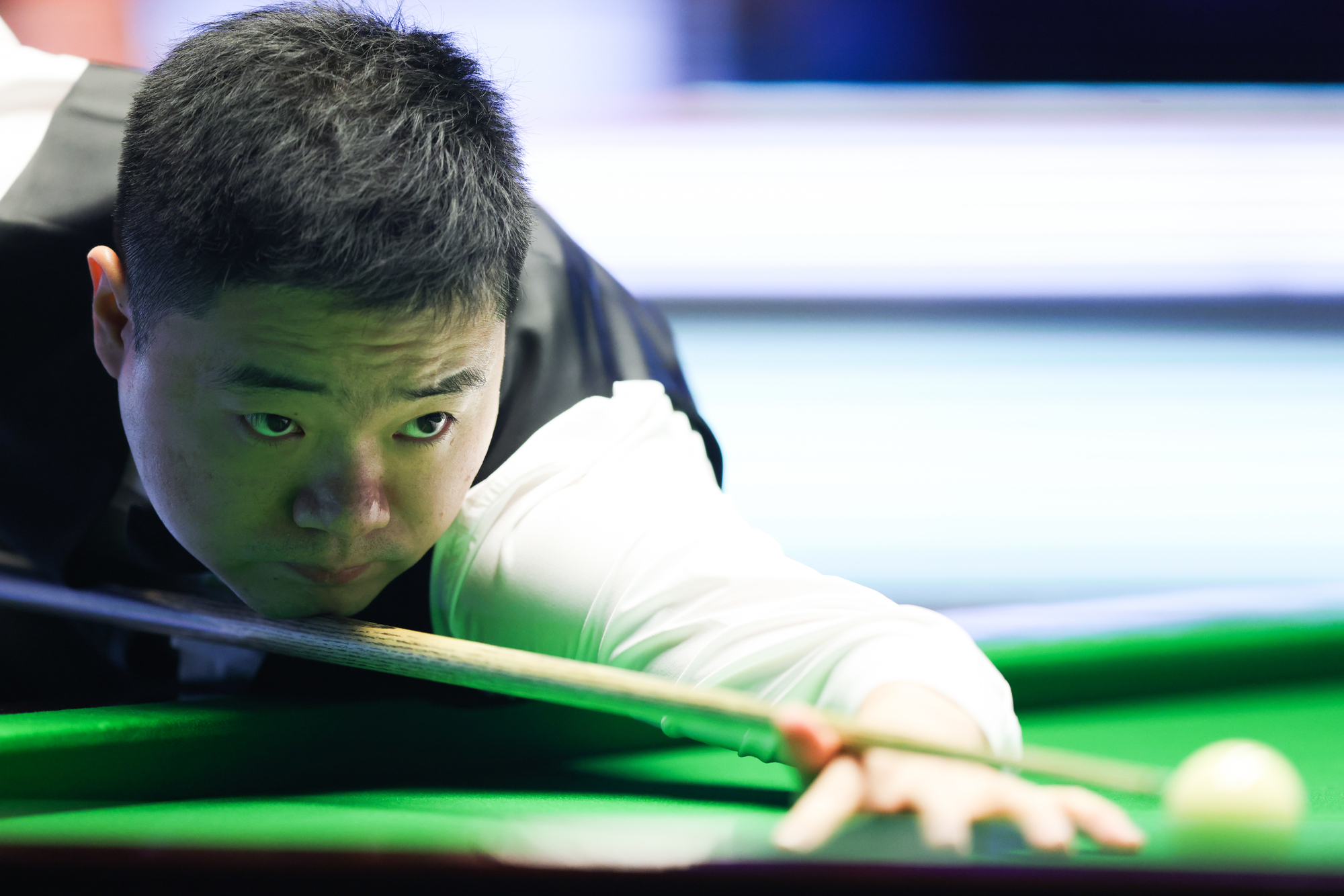Ding Junhui reaches final of UK Championship
