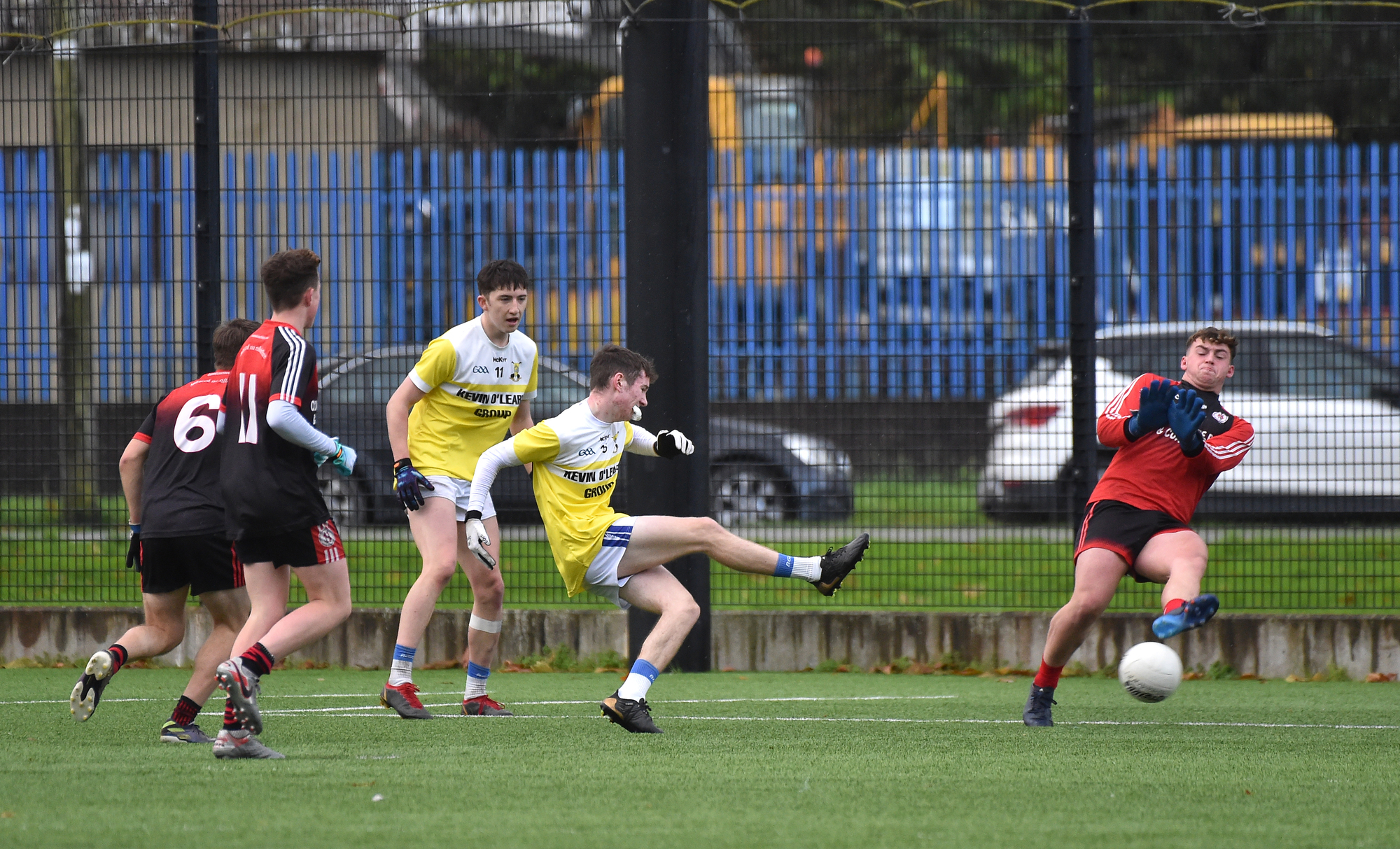Corn Ui Mhuirí: Bandon take their chances to put themselves in poll position