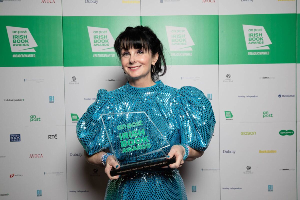 No Repro Fee 23/11/22 Marian Keyes won the National Book Tokens Popular Fiction Book of the Year for "Again, Rachel". 