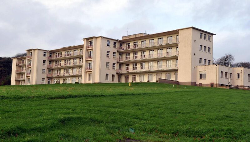 Politicians and medics have begun to voice concerns about the decision to confirm the Sarsfield Court site in Glanmire as the selected  location for a new hospital. Picture: Dan Linehan