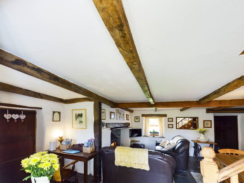 Beams incorporated into cottage Beams incorporated into cottage