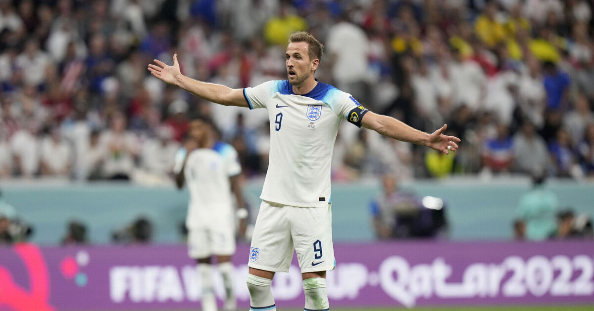 Cautious England draw the boo-boys as fears of another false dawn loom