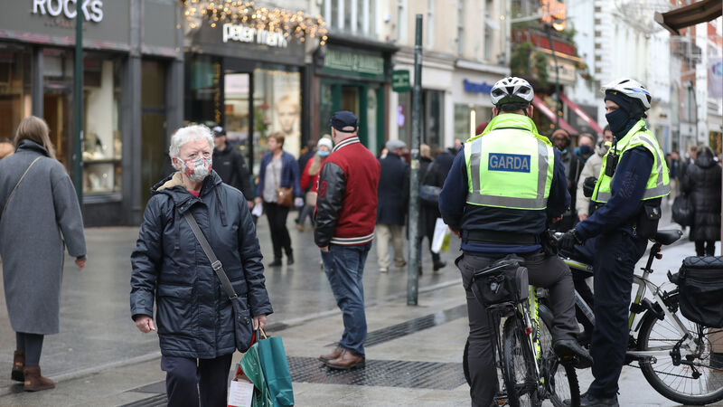 AGSI says arming gardaí would be 'step too far' as Varadkar says he would support move