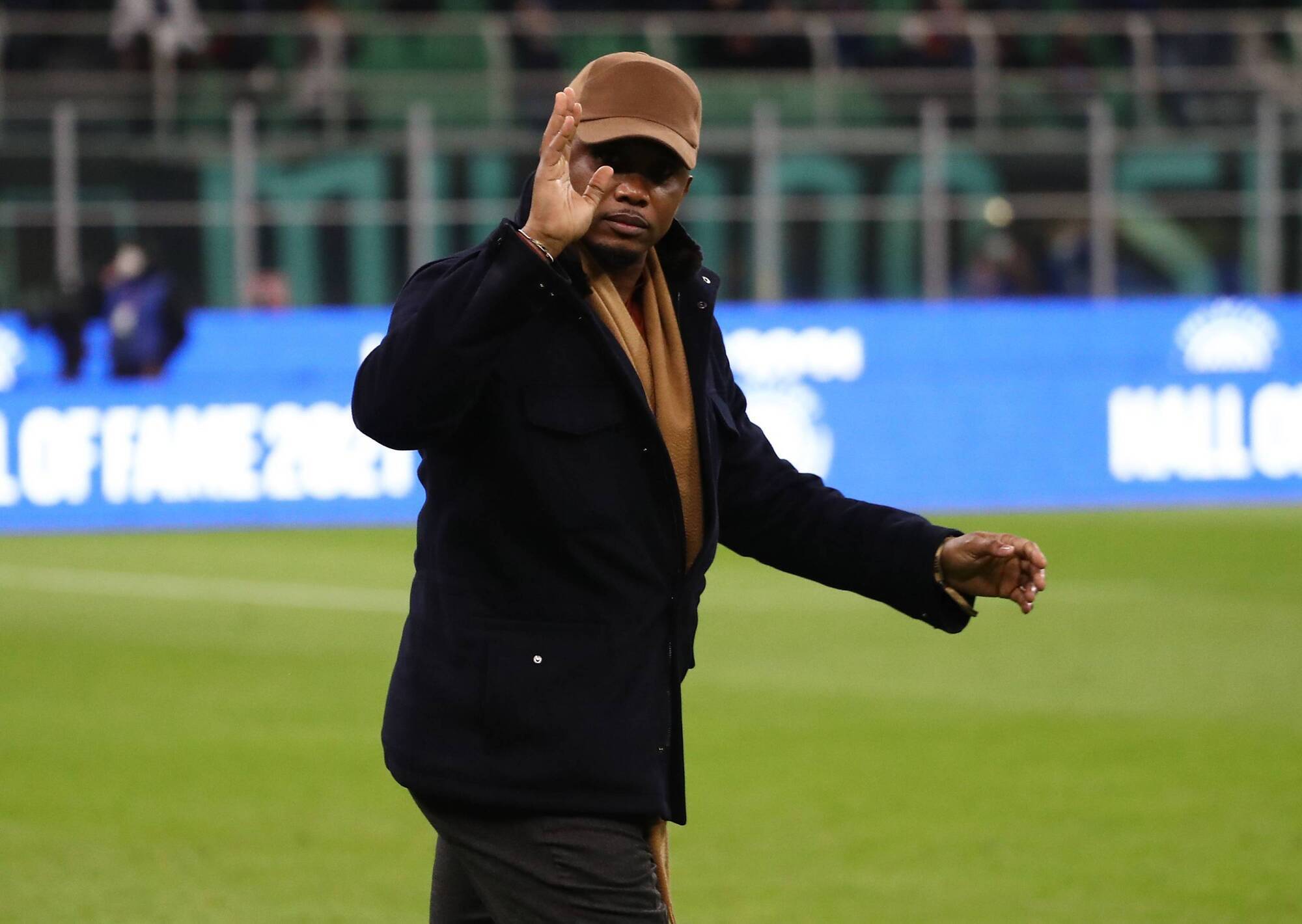 Samuel Eto'o filmed appearing to kick man in altercation outside World Cup stadium 