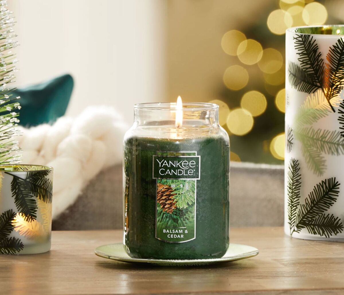 Yankee Candles and melts with their seductive scent are a seasonal favourite as gifts. Yankee Candles and melts with their seductive scent are a seasonal favourite as gifts.