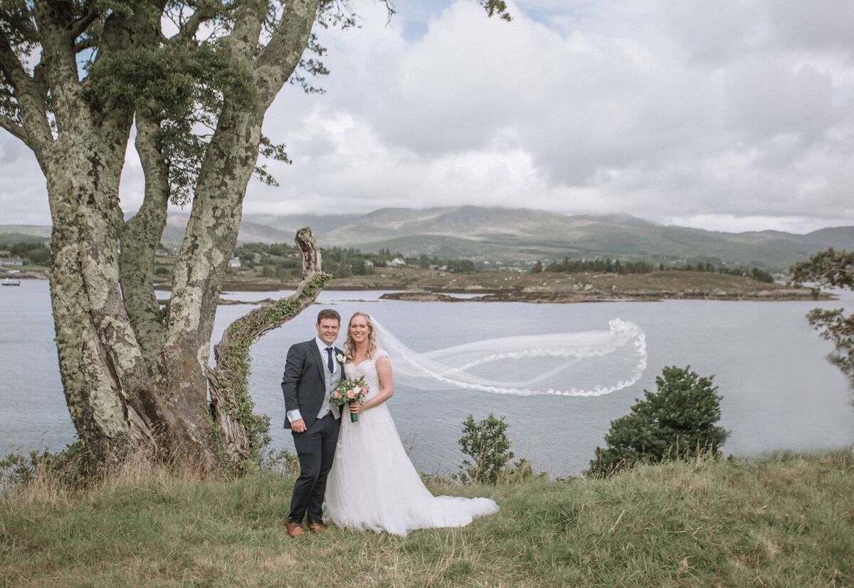  Mairéad Dunne and Stevie O’Sullivan got engaged at Ballydonegan beach in Allihies