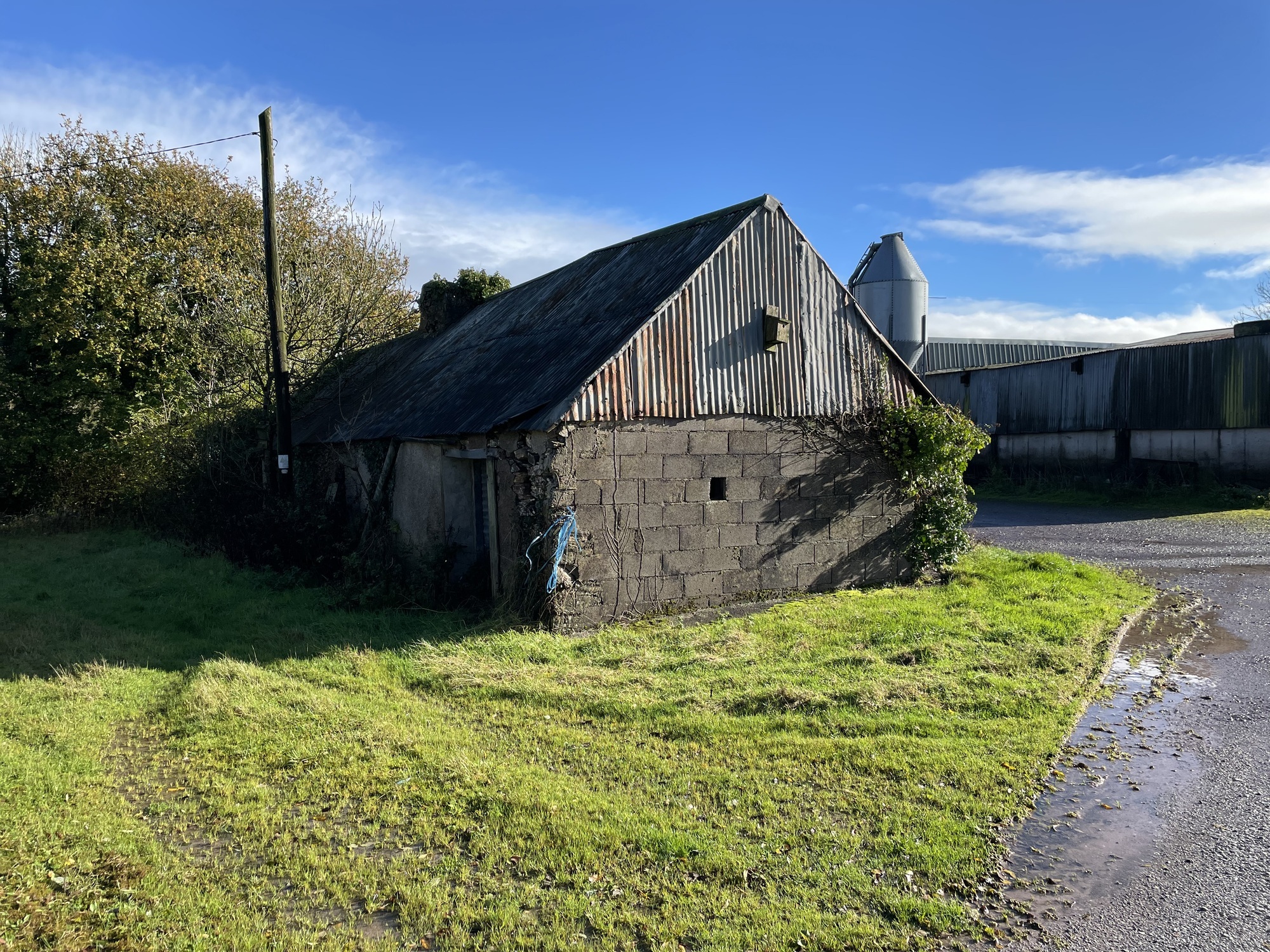 27-acre roadside holding in East Cork under offer at €11k/acre