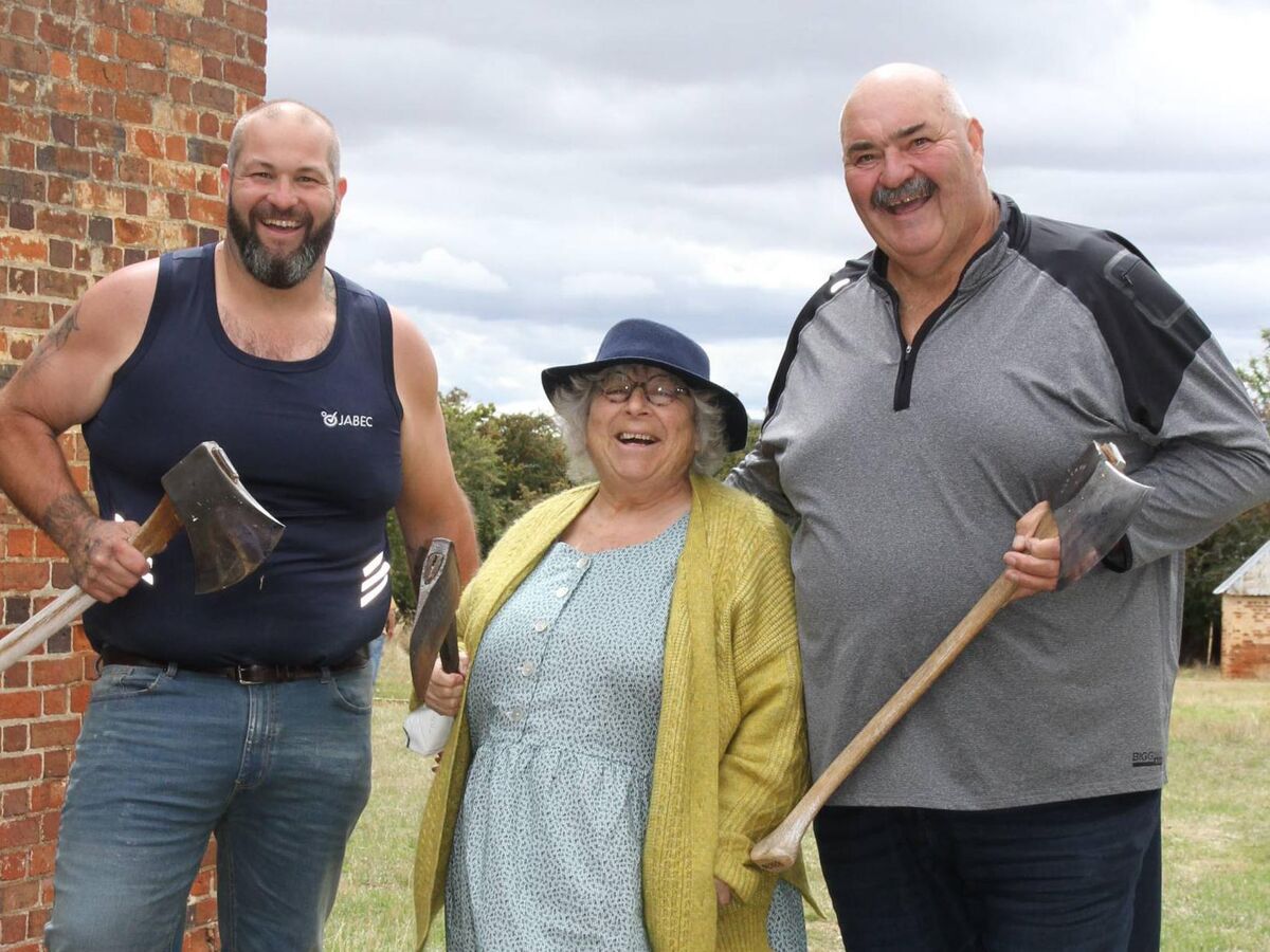 Miriam Margolyes: Australia Unmasked.