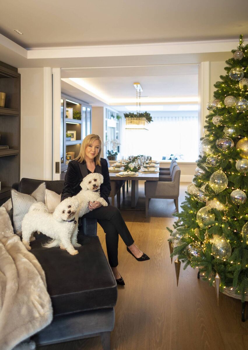 Arlene McIntyre with Sweetie and Boo. 	Picture: Kip Carroll
                    