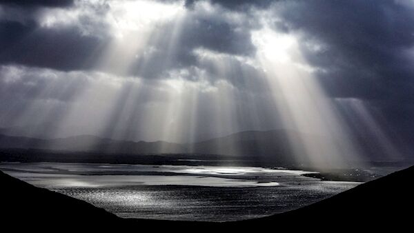 Storm Brendan in all its glory shines through the gusts of wind and rain from Camp, Co Kerry Looking over to Castlemaine Harbour and the Iveragh Peninsula, Co Kerry. Photo: Valerie O'Sullivan.
