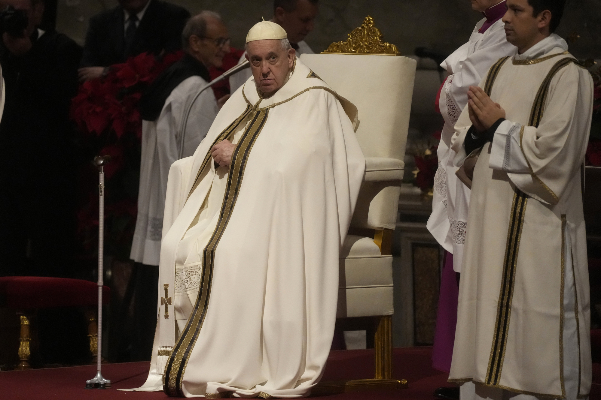 Pope uses Christmas Eve Mass to rebuke those hungry for power