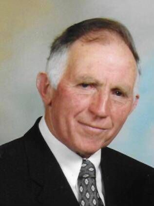 Tom Meaney retired from politics in 1982. Tom Meaney retired from politics in 1982.