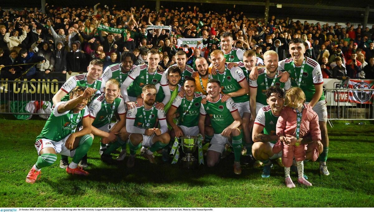 GOING UP: Cork City players celebrate with the cup after the SSE Airtricity League First Division match between Cork City and Bray Wanderers. Picture: Eóin Noonan/Sportsfile
