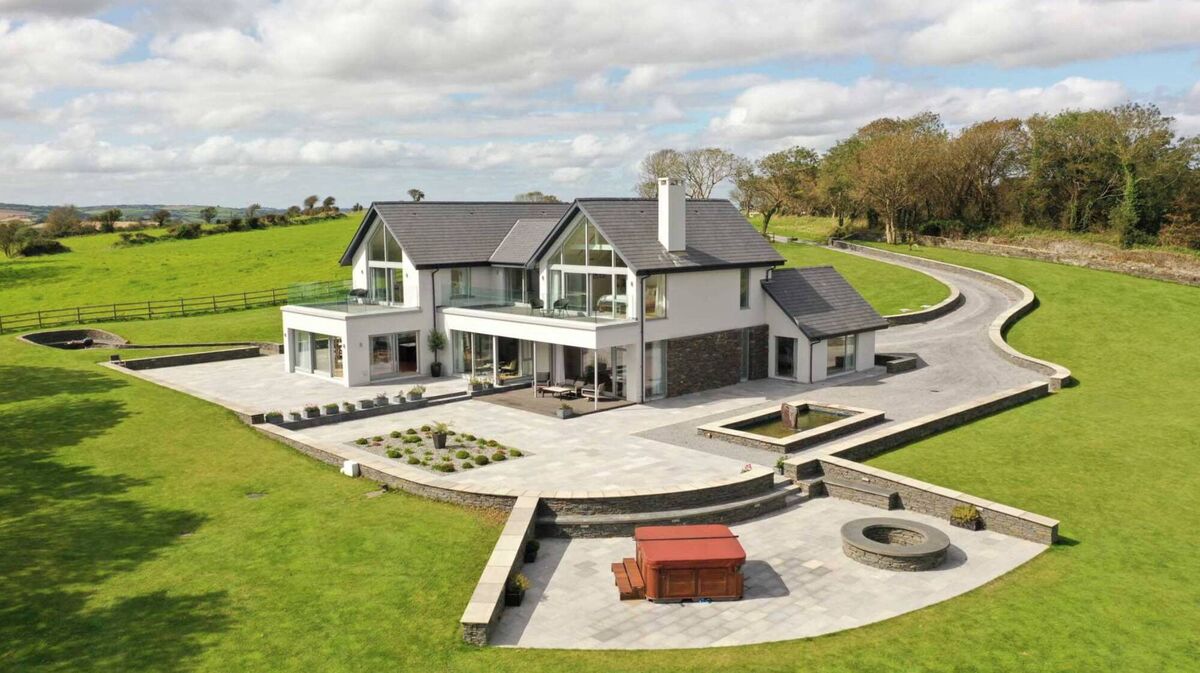 Constantia Farm, on top of Compass Hill made c €5,5m, bought by an Irish purchaser Constantia Farm, on top of Compass Hill made c €5,5m, bought by an Irish purchaser