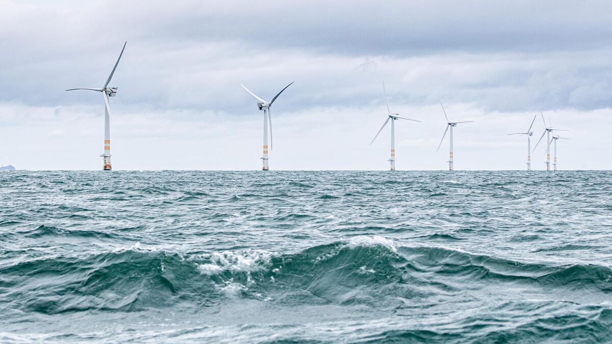 The second-largest Irish offshore windfarm in the pipeline is Phase II of the Arklow Bank farm, which could eventually have up to 200 turbines and two substation platforms. Picture: Neil Michael  