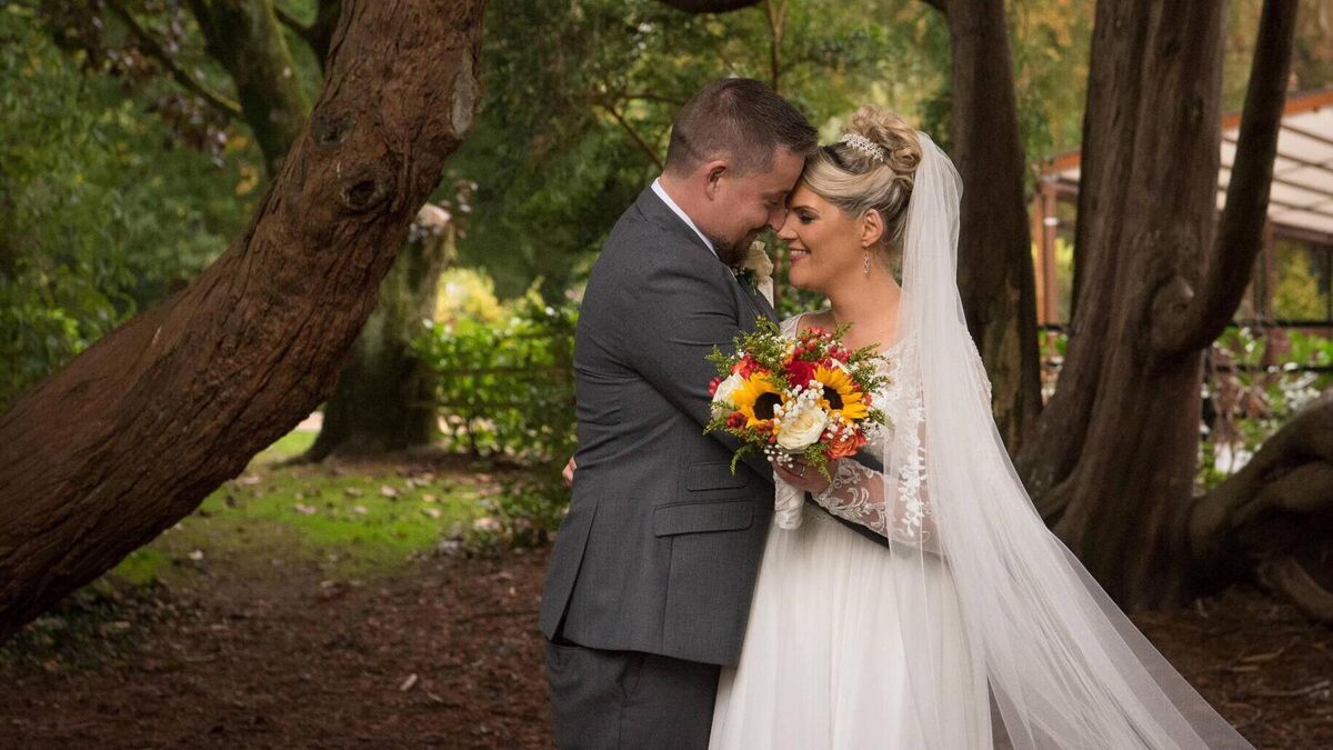 Wedding of the Week: Rachel and Trevor became buds over shared interests and then love blossomed - Vimarsana News