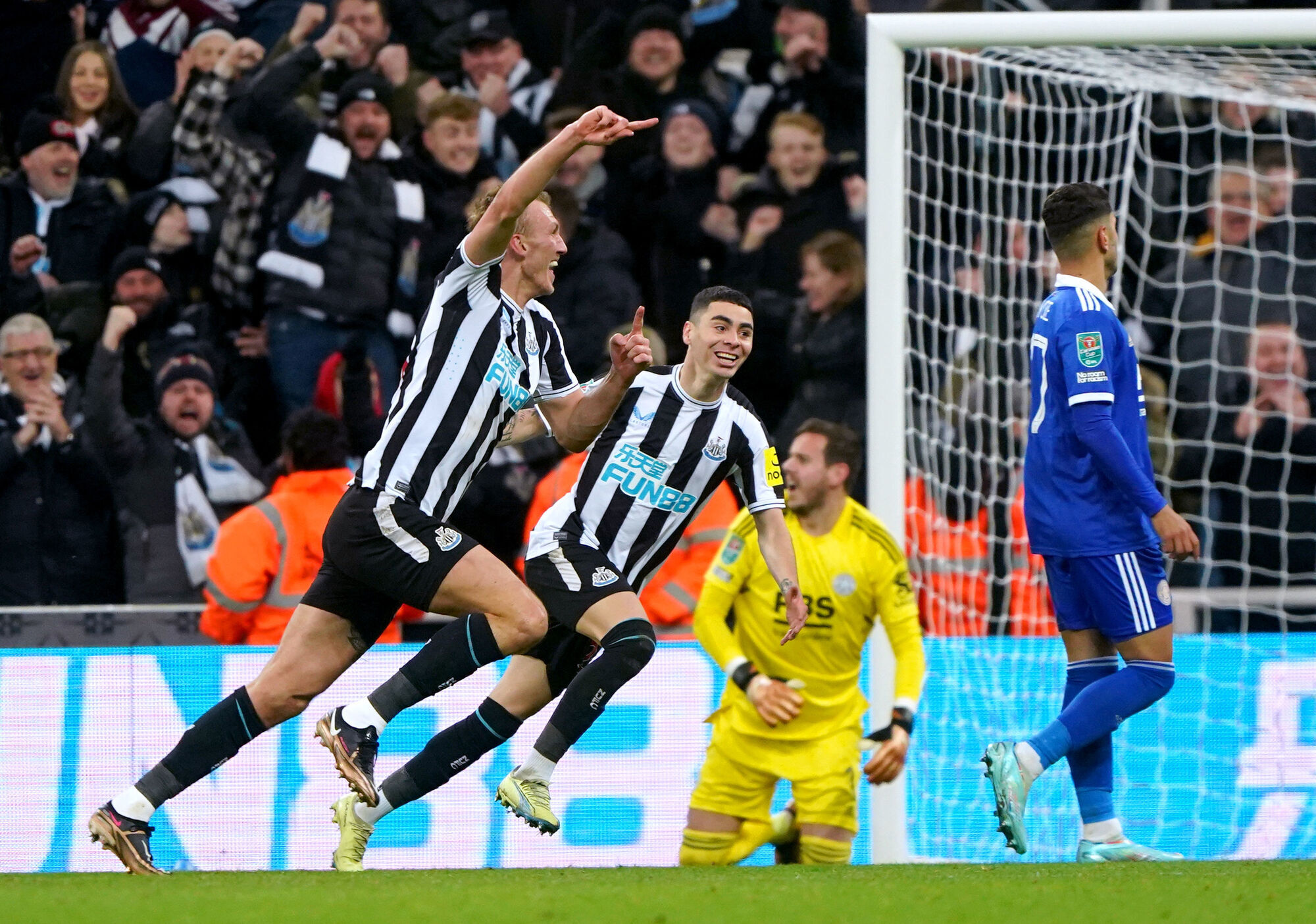 Newcastle brush Leicester aside to reach first League Cup semi-final for 47 Years 