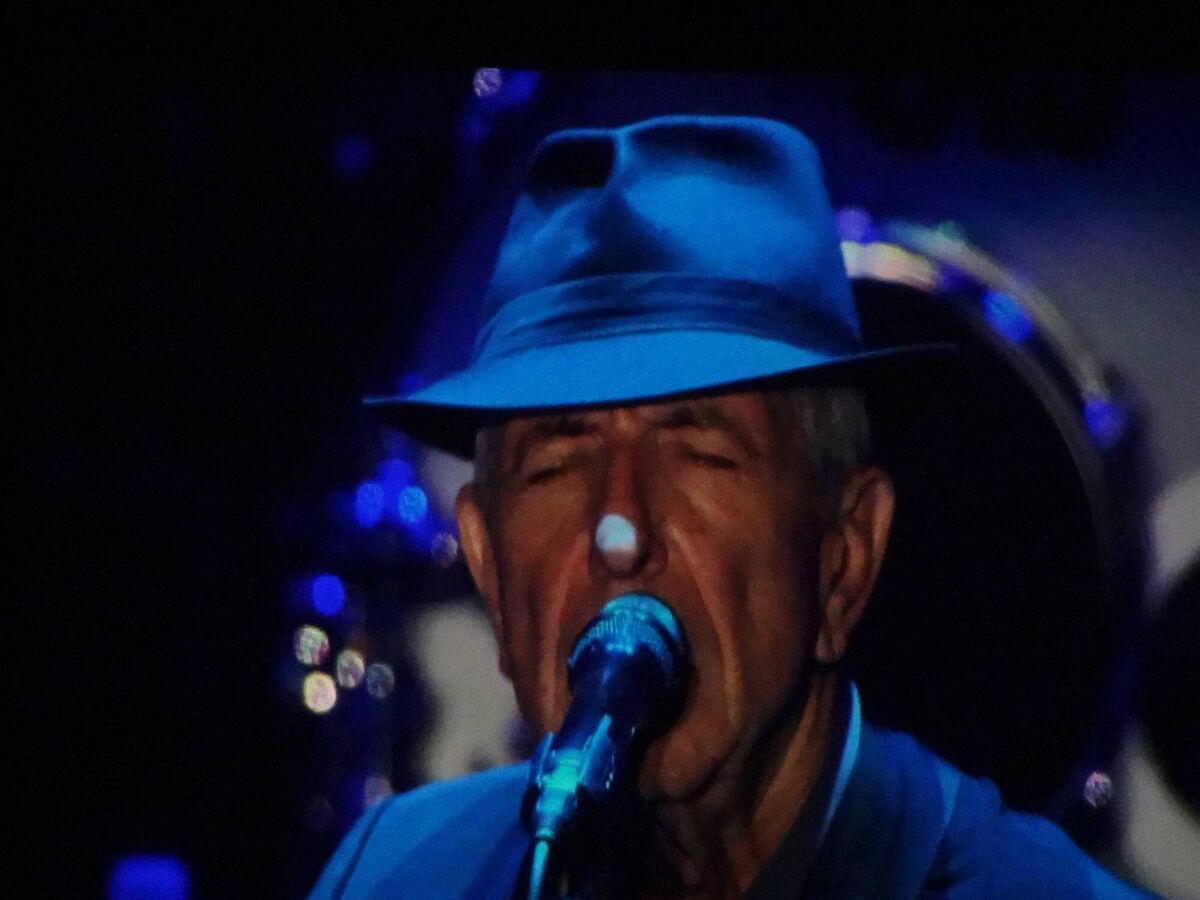Leonard Cohen. 