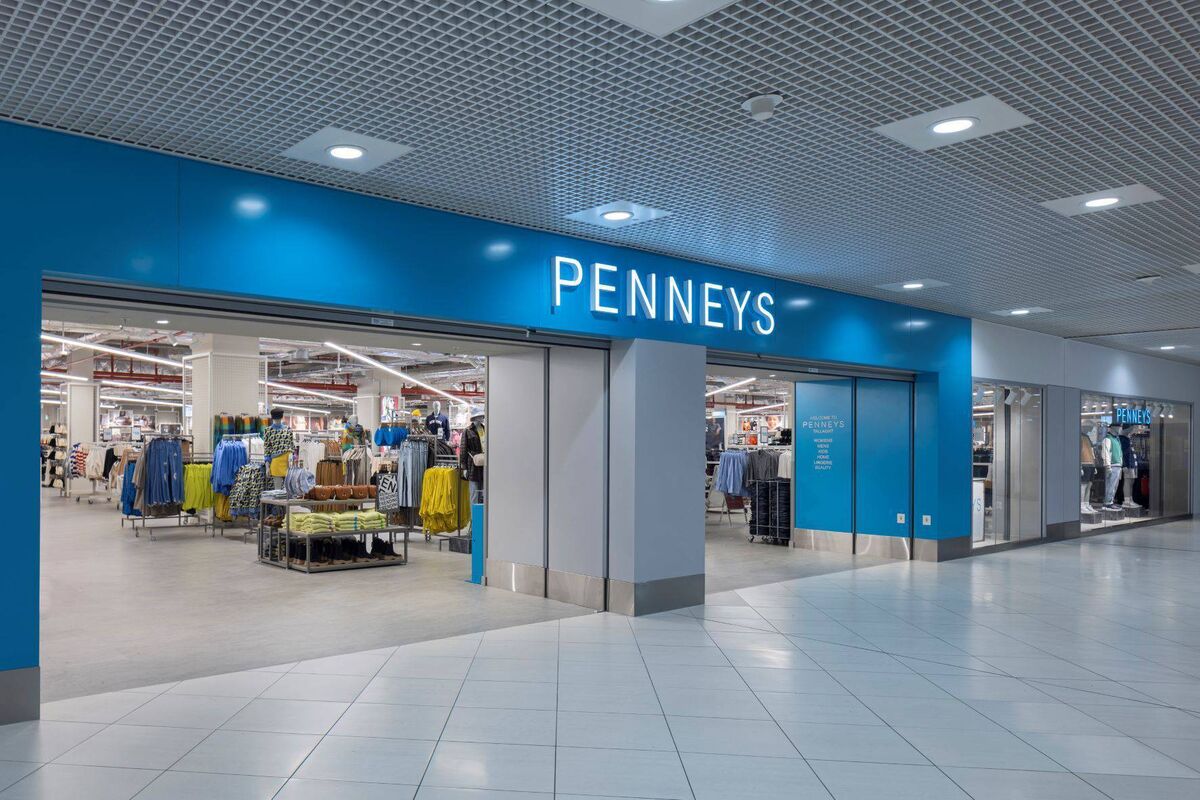 Penneys/Primark is one of the world's largest fashion retailers but has yet to offer online purchasing and home delivery preferring physical stores with purchases made at the till.