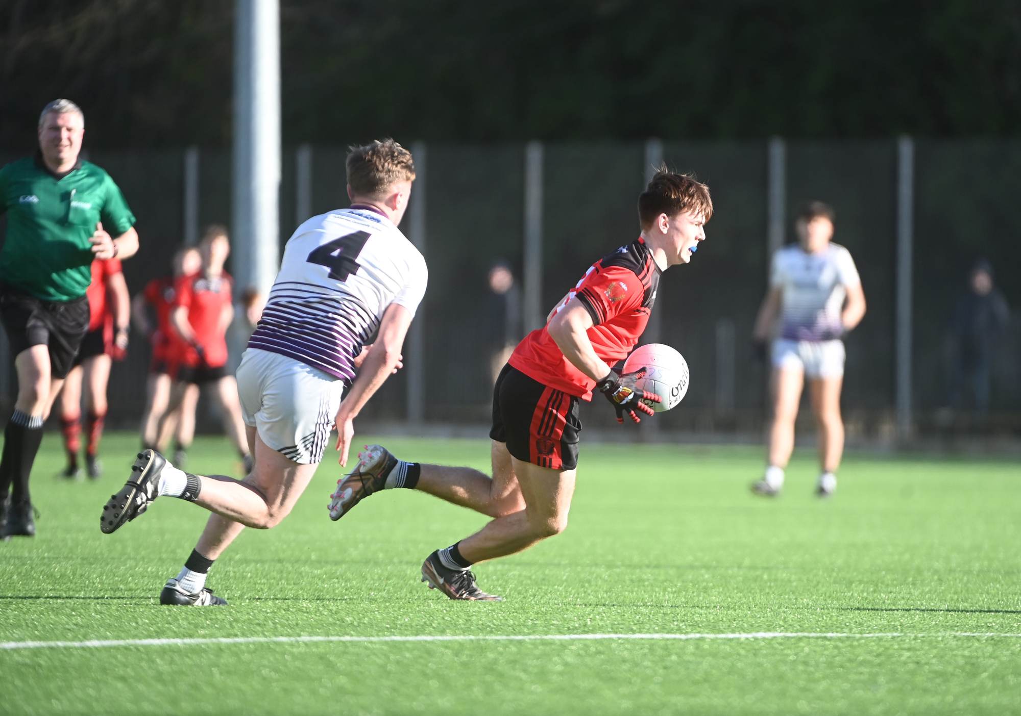 Corn Uí Mhuirí: Majestic O'Sullivan ensures Spioraid Naoimh progress into final-four 