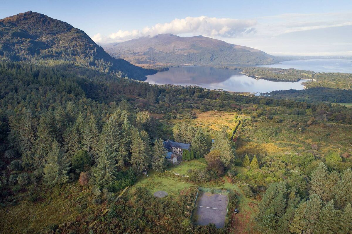 Built in the 1990s by Bill Cullen and Jackie Lavin, Killegy House and Hunting Lodge at Muckross has sold for €1.6m, 60% over its guide
