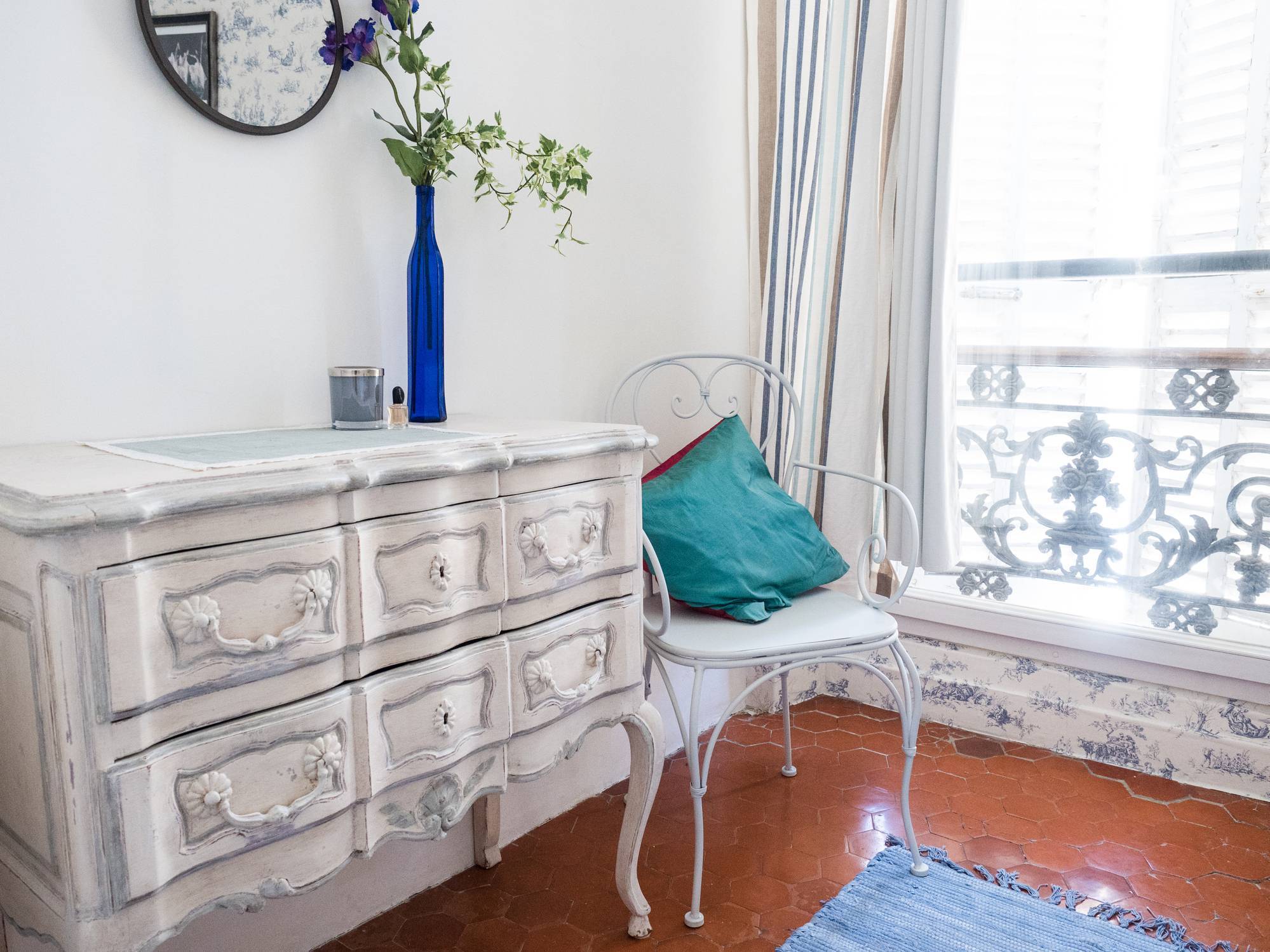 Furniture: How to source the perfect vintage chest of drawers
