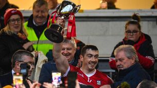 <p>SILVERWARE: Sean O'Donoghue of Cork lifts the trophy after his side's victory in the Co-Op Superstores Munster Hurling League Final match between Cork and Tipperary at Páirc Ui Rinn in Cork. Pic: Seb Daly/Sportsfile</p>