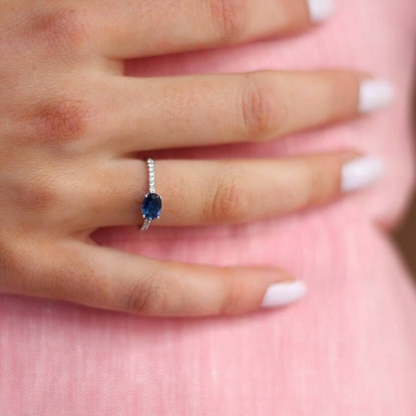 A ring from Harlow jewellery, was €790 reduced by 25% to €590