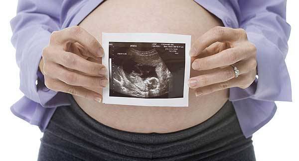 Expectant mothers eat ‘wrong diet’
