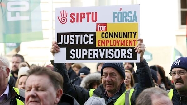 Hundreds of CE Supervisors staged a one day strike over pensions and protested to the Department of Fianace/ Government Buildings calling on the Government to address the issues in the dispute. Photo: Sam Boal/Rollingnews.ie. Hundreds of CE Supervisors staged a one day strike over pensions and protested to the Department of Fianace/ Government Buildings calling on the Government to address the issues in the dispute. Photo: Sam Boal/Rollingnews.ie.
