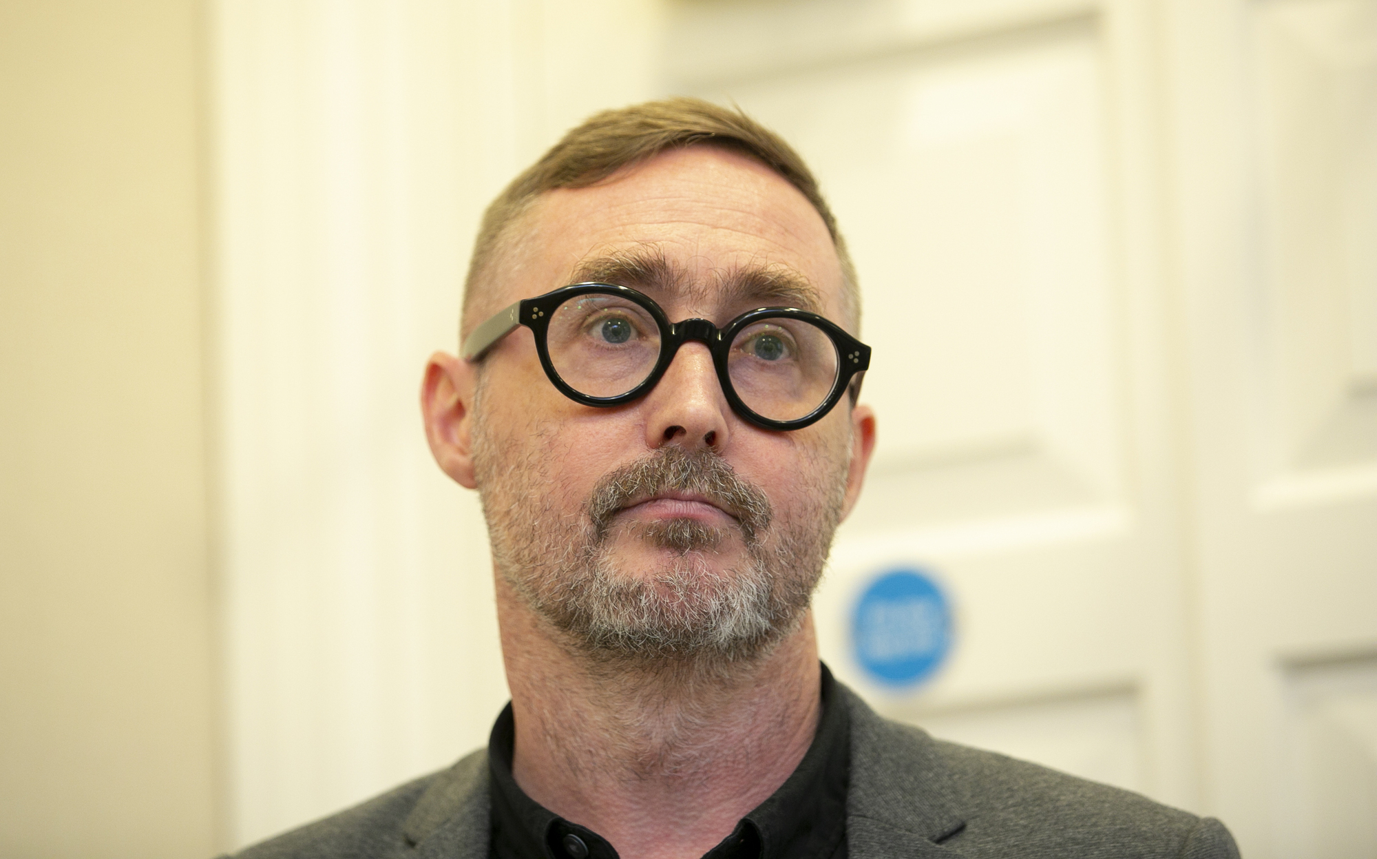 Sinn Féin's Eoin Ó Broin says 'world of difference' between party's Sipo problems and Donohoe's