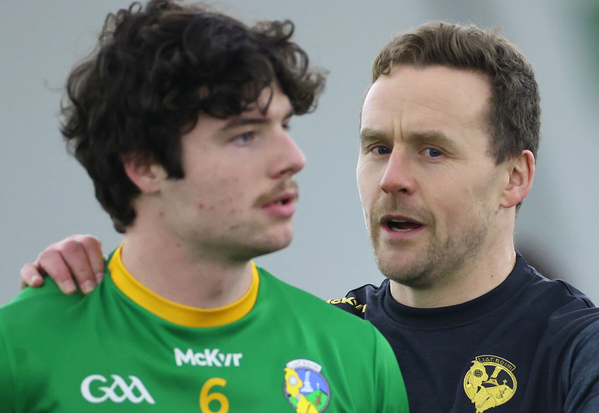 WORDS OF WISDOM: Leitrim manager Andy Moran speaks to Donal Casey. Pic: INPHO/James Crombie