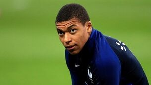 Didier Deschamps wants cool from Le Bleus
