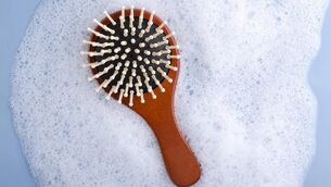 <p>Life Hack: How to clean your hairbrush</p>