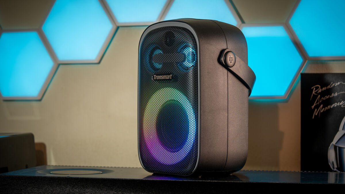 The Tronsmart Halo 100 RGB light show syncs to the music. Picture: Noel Campion. The Tronsmart Halo 100 RGB light show syncs to the music. Picture: Noel Campion.