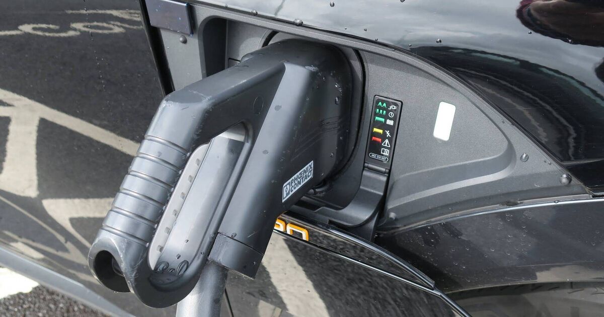 Road tests find hybrid cars pollute more than advertised