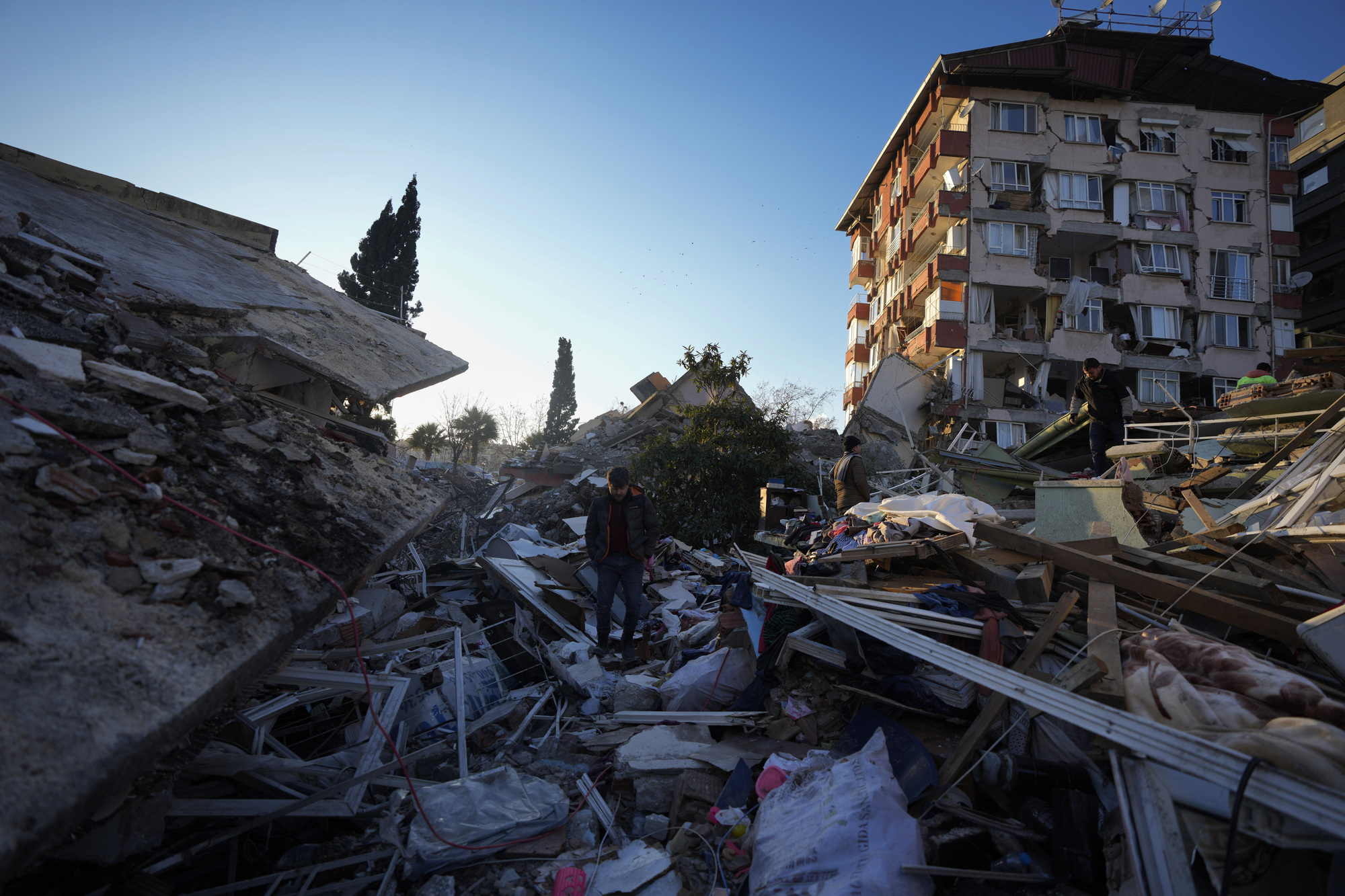 Death toll in Turkey, Syria earthquake surpasses 16,000